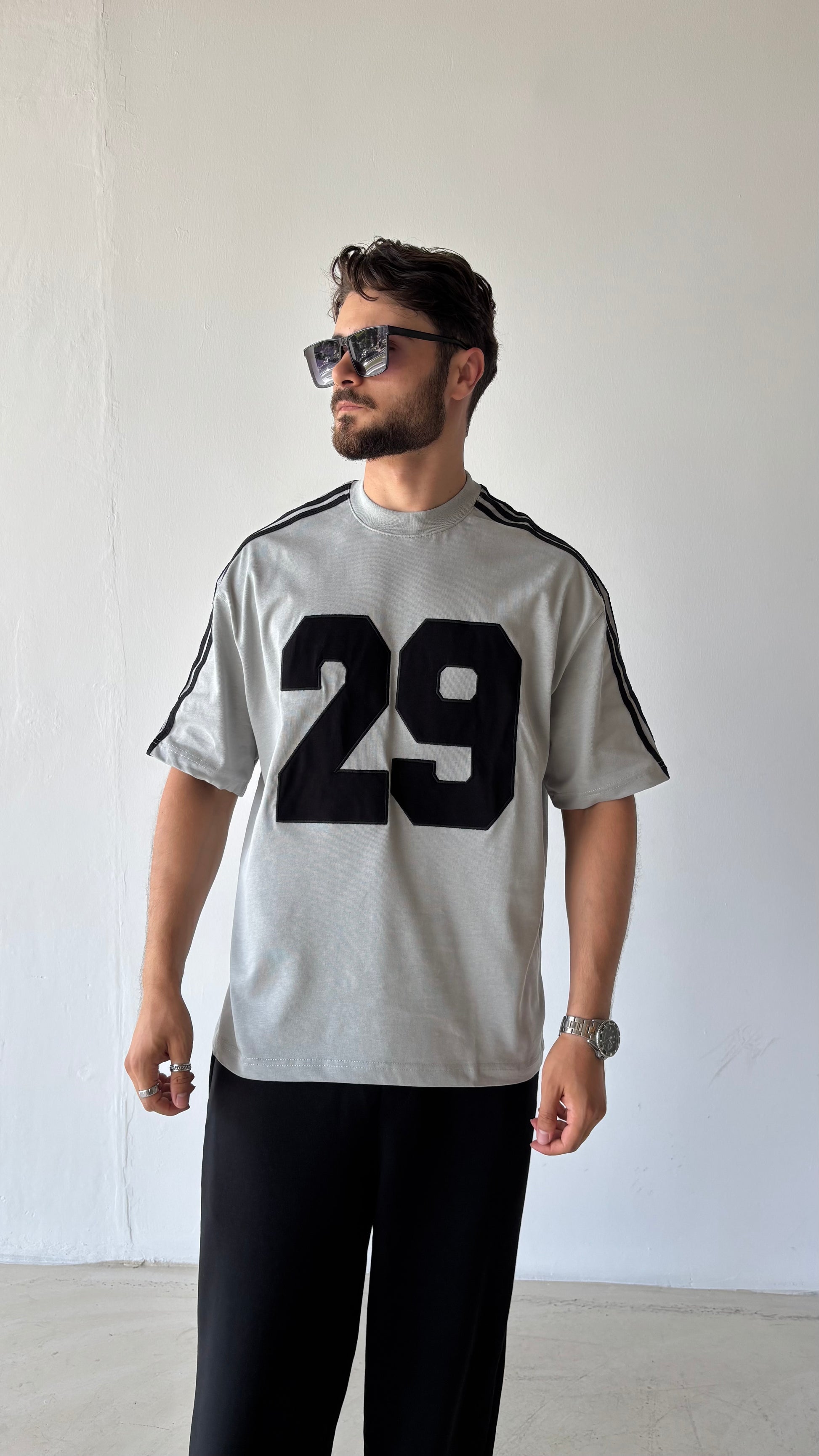 29 Dört Çizgili