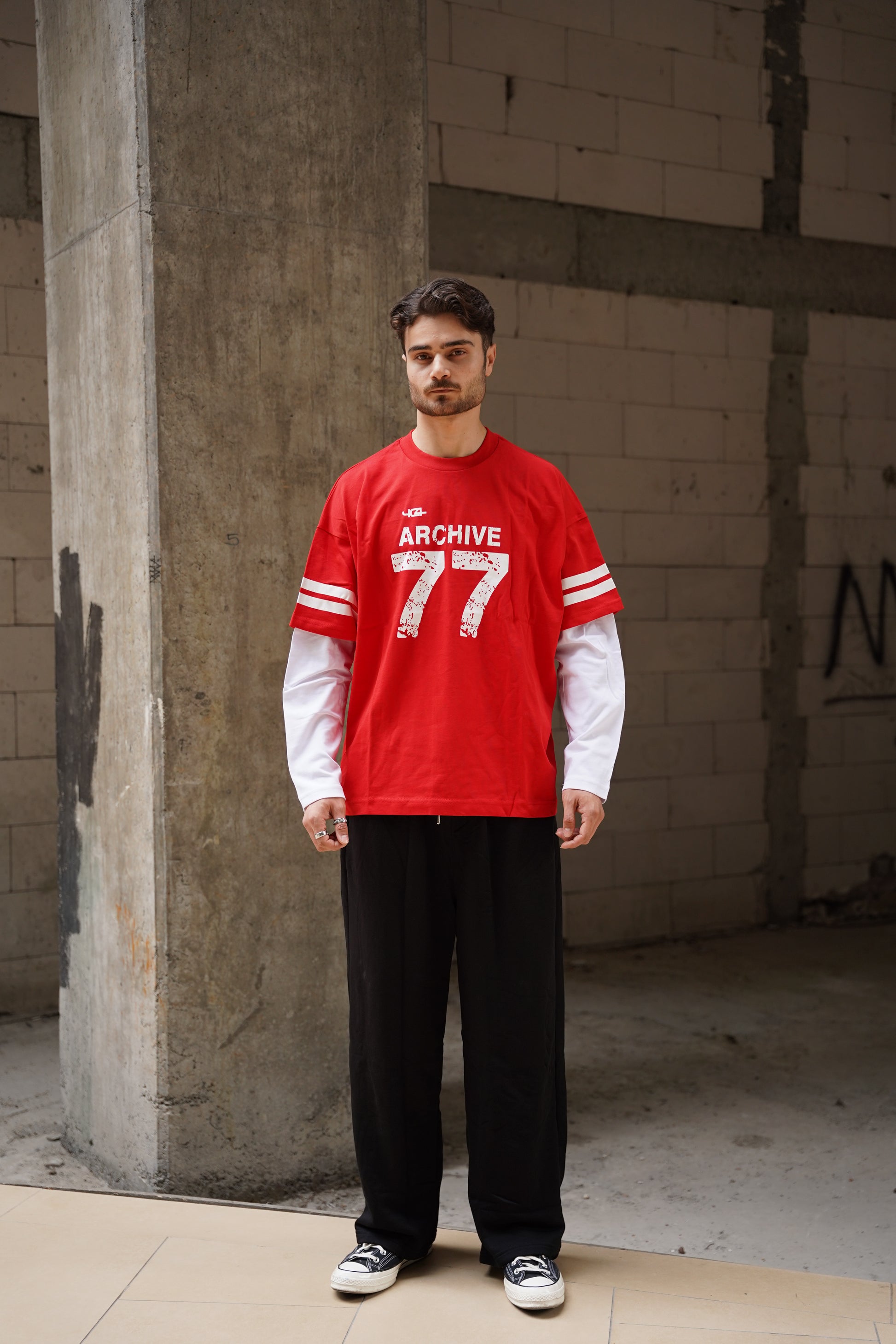 Archive 77 Retro Varsity Çift Kol Görünümlü Oversize T-Shirt