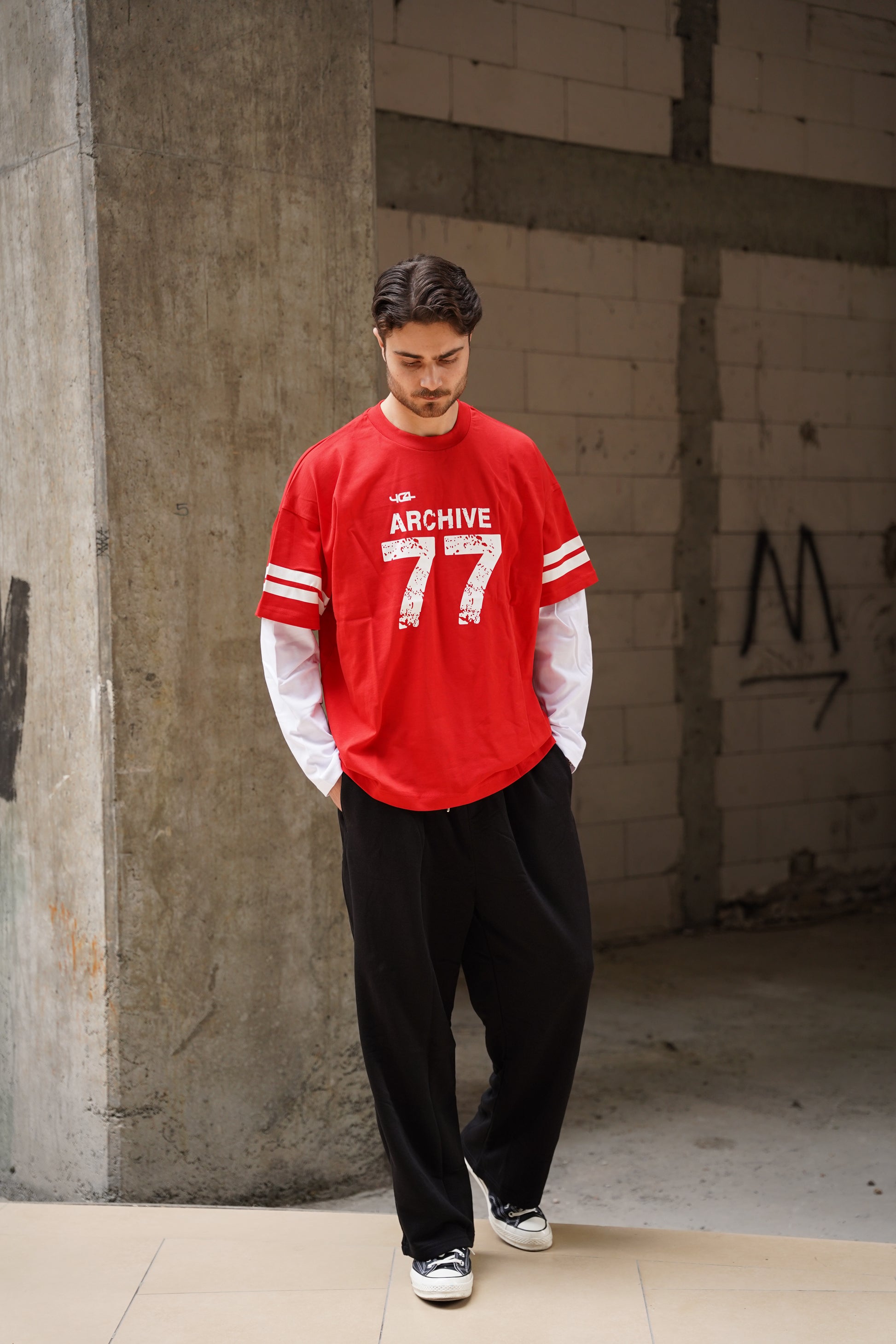 Archive 77 Retro Varsity Çift Kol Görünümlü Oversize T-Shirt