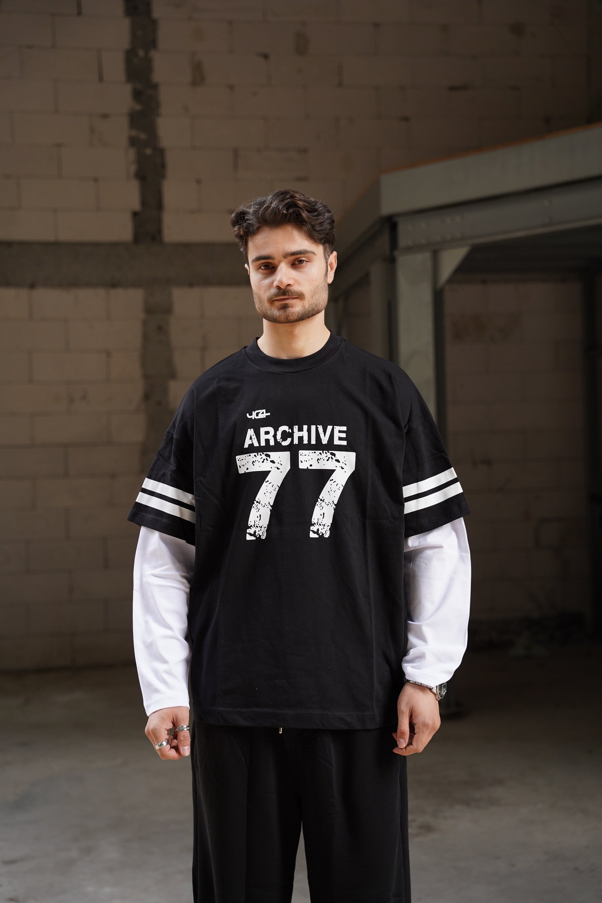 Archive 77 Retro Varsity Çift Kol Görünümlü Oversize T-Shirt